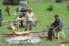 La position des braises sous le mchoui